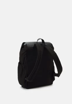 Zign -Zign 68f7e164d21d4ffdb9e925f6529a2ce8