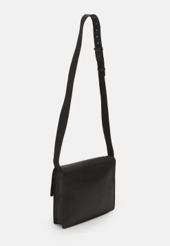 Zign -Zign 939b506cc155436da6a93b0856cc1946