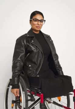 Zign Adaptive Perkin Ausschnitt Basic Mini Strickkleid - Robe Pull - Black -Zign dc1a9efeff7b47299abf86a95af59d8a