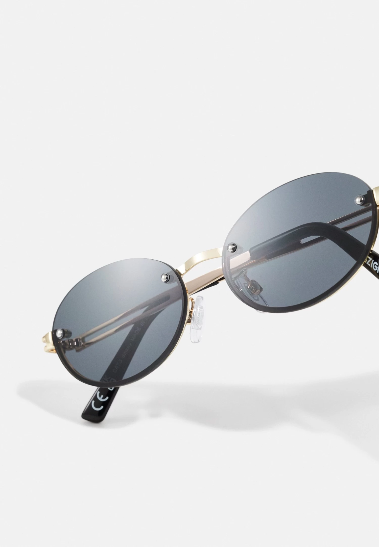 Zign Lunettes De Soleil - Black 6 Zign Lunettes De Soleil - Black – Image 4